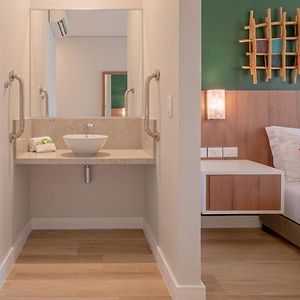 Quarto de casal com acesso para deficientes